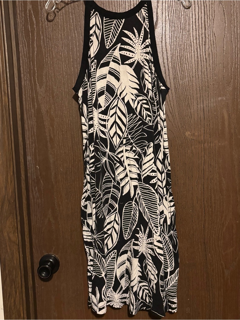 Old Navy Black and White Leaf-Print Midi Dress